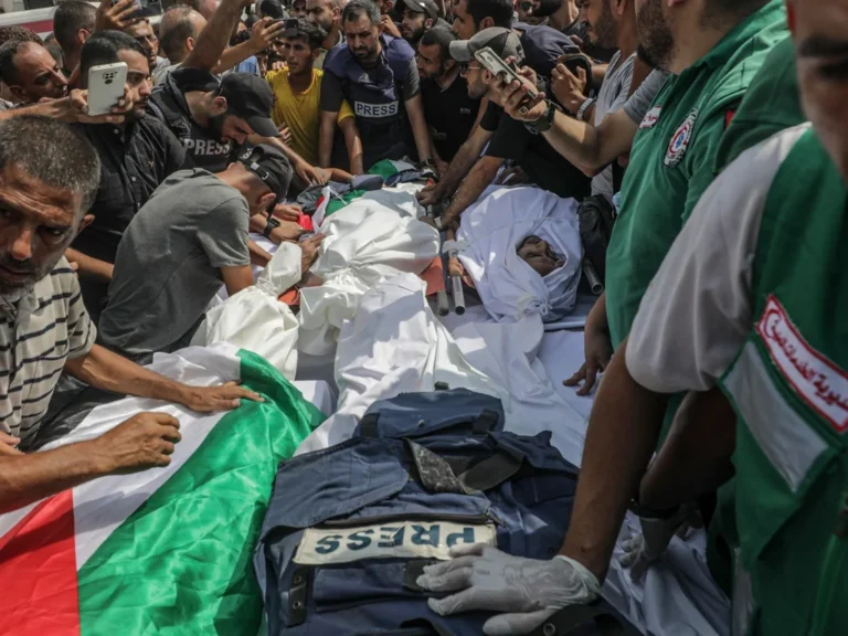 67 journalistes tués en 2025 : près de la moitié à Gaza