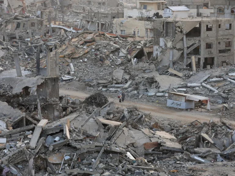 Gaza : frappes à Rafah et Khan Younès, pluies aggravent la crise
