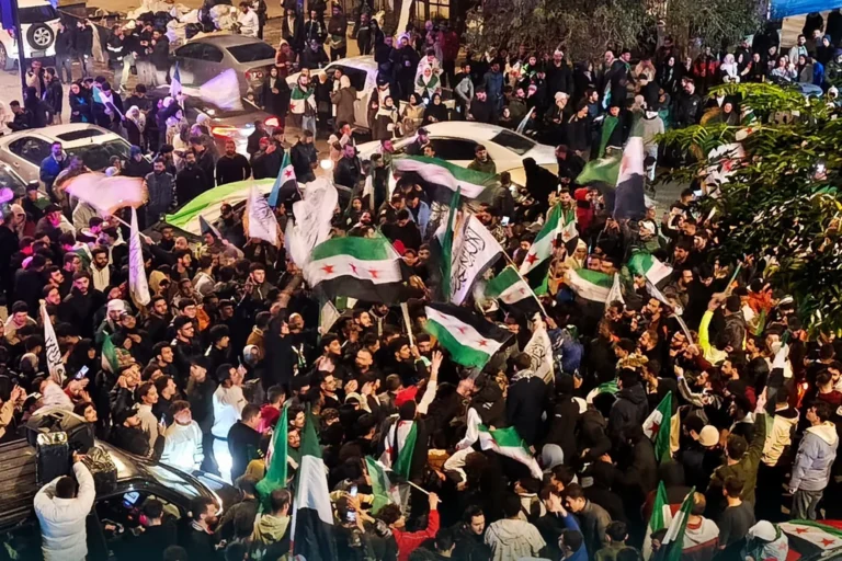 Syrie : manifestations de joie après le vote pour abroger la loi César