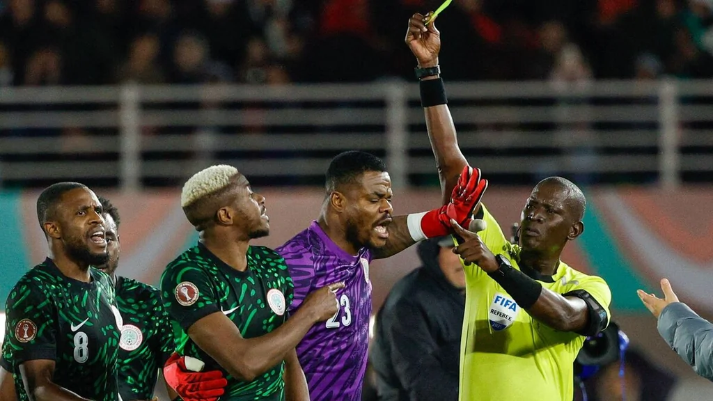 Arbitrage controversé à la CAN 2025 : Nigeria-Tunisie en débat