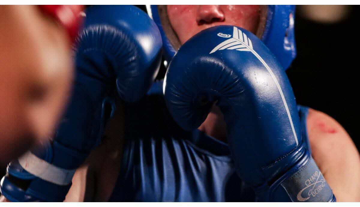 Ex-champion de boxe condamné pour escroquerie