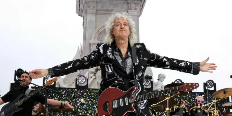 Brian May dévoile un inédit de Queen pour Noël