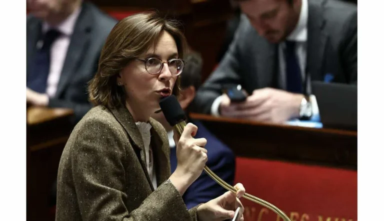 Montchalin défend le budget de la Sécu et appelle au compromis