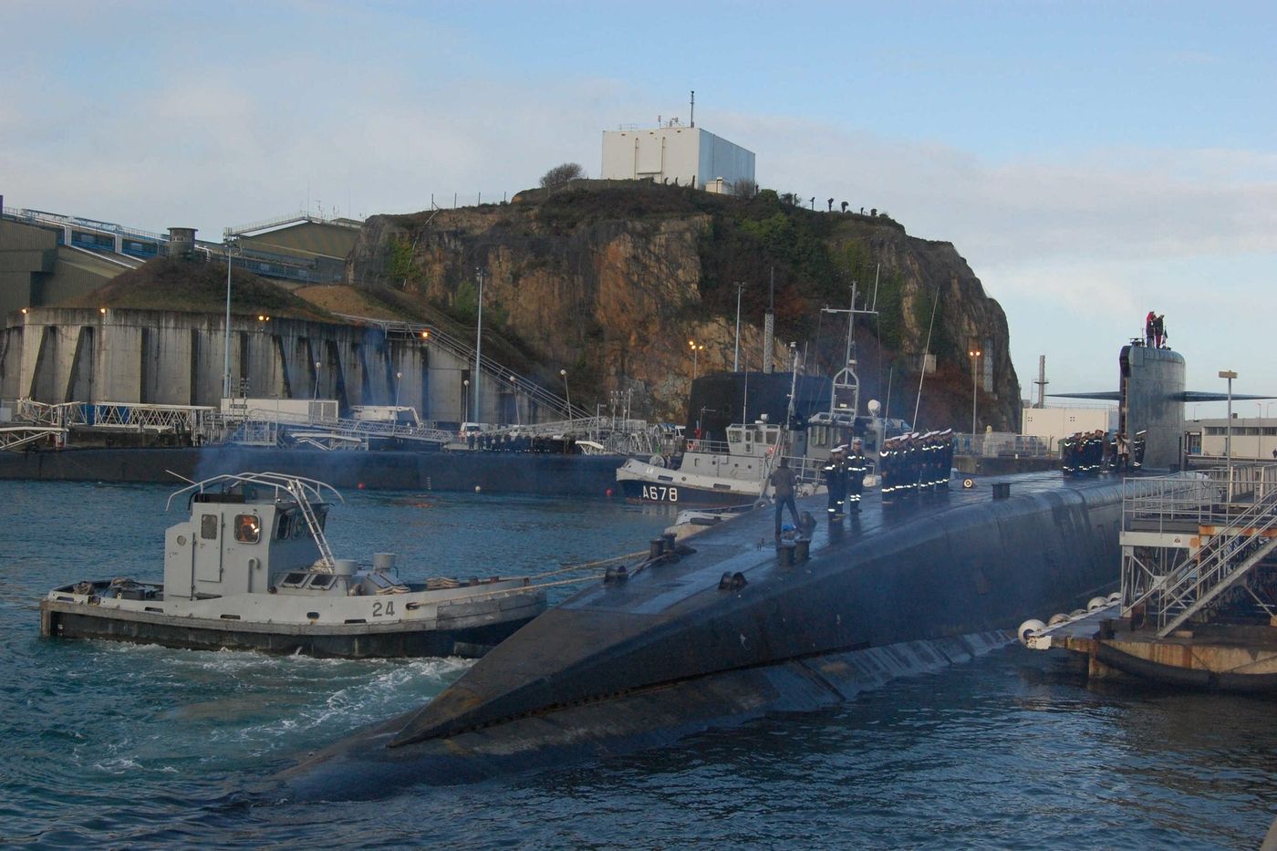Base de l’Île Longue protégée par gendarmes maritimes