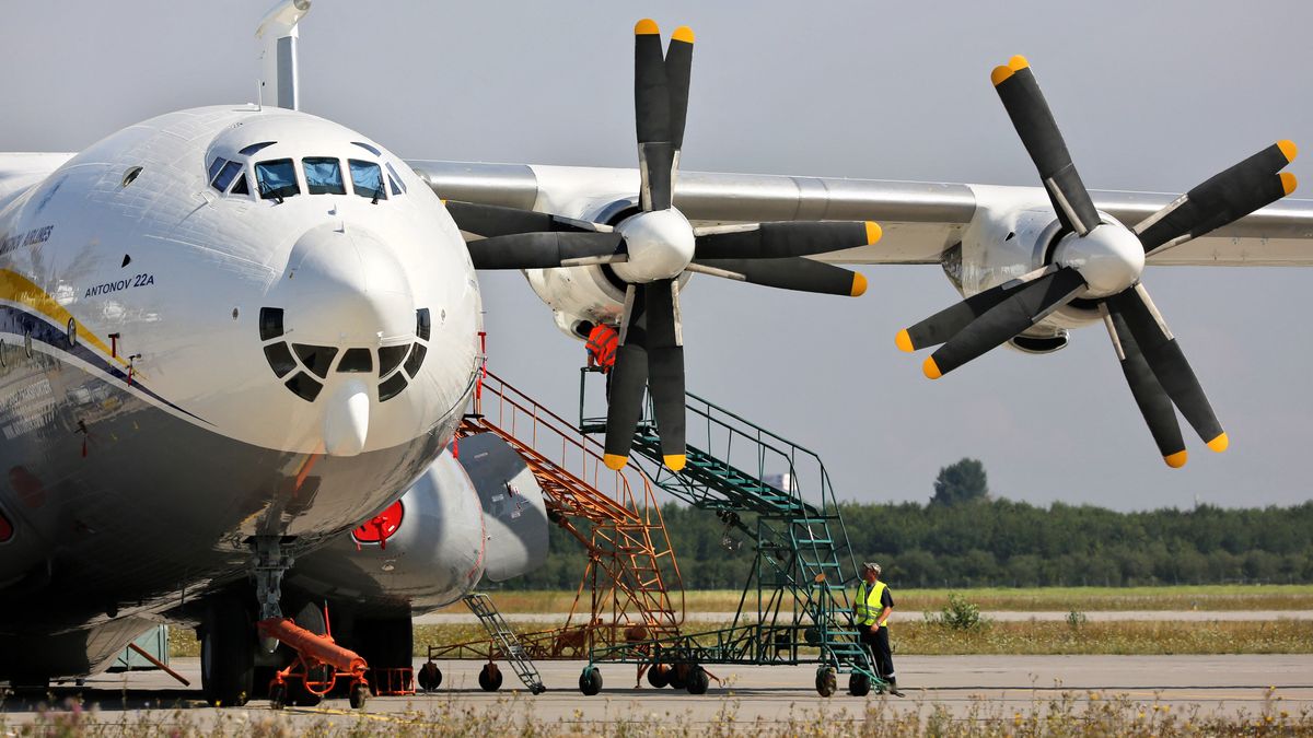 Photo d'archives d'un avion de transport militaire An-22