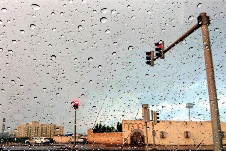 Nuages bas et brouillard attendus à Oman