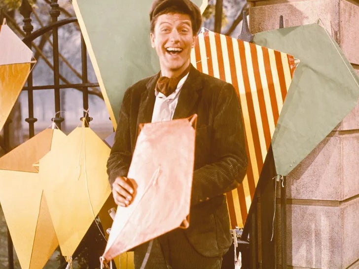 Dick Van Dyke célébrant ses années de carrière à Hollywood