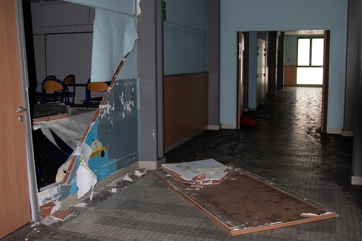 Vue générale de Dijon et du collège Champollion après l'incendie