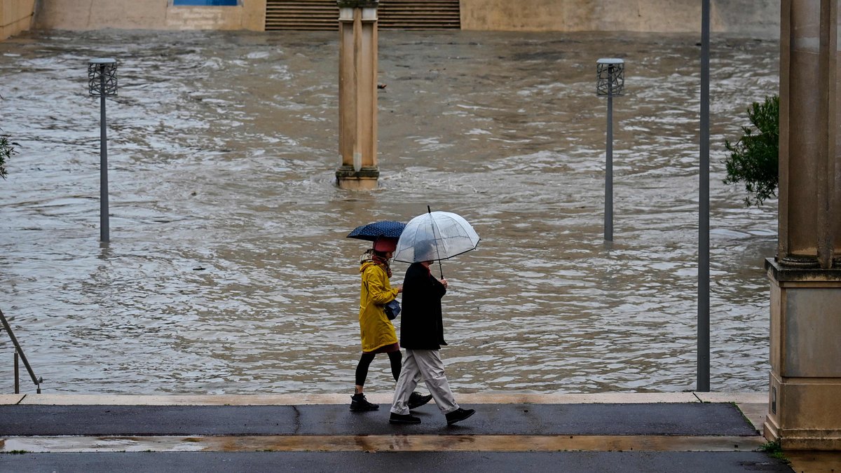 Pic de neige et routes enneigées en Aveyron