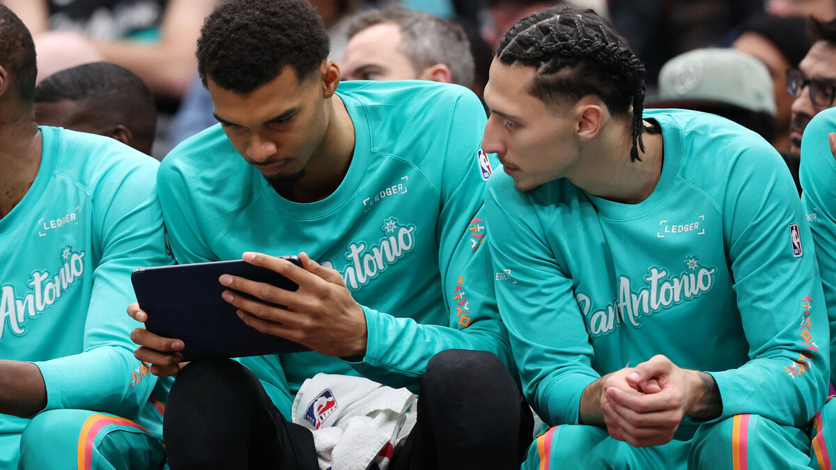 Victor Wembanyama sur le parquet lors d’un match