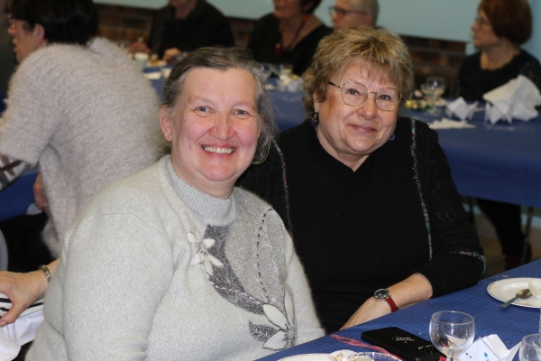 Repas des personnes seules à la Maison de quartier de la Rue de la Paix
