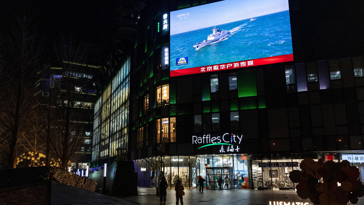 Vue aérienne des manœuvres autour de Taïwan