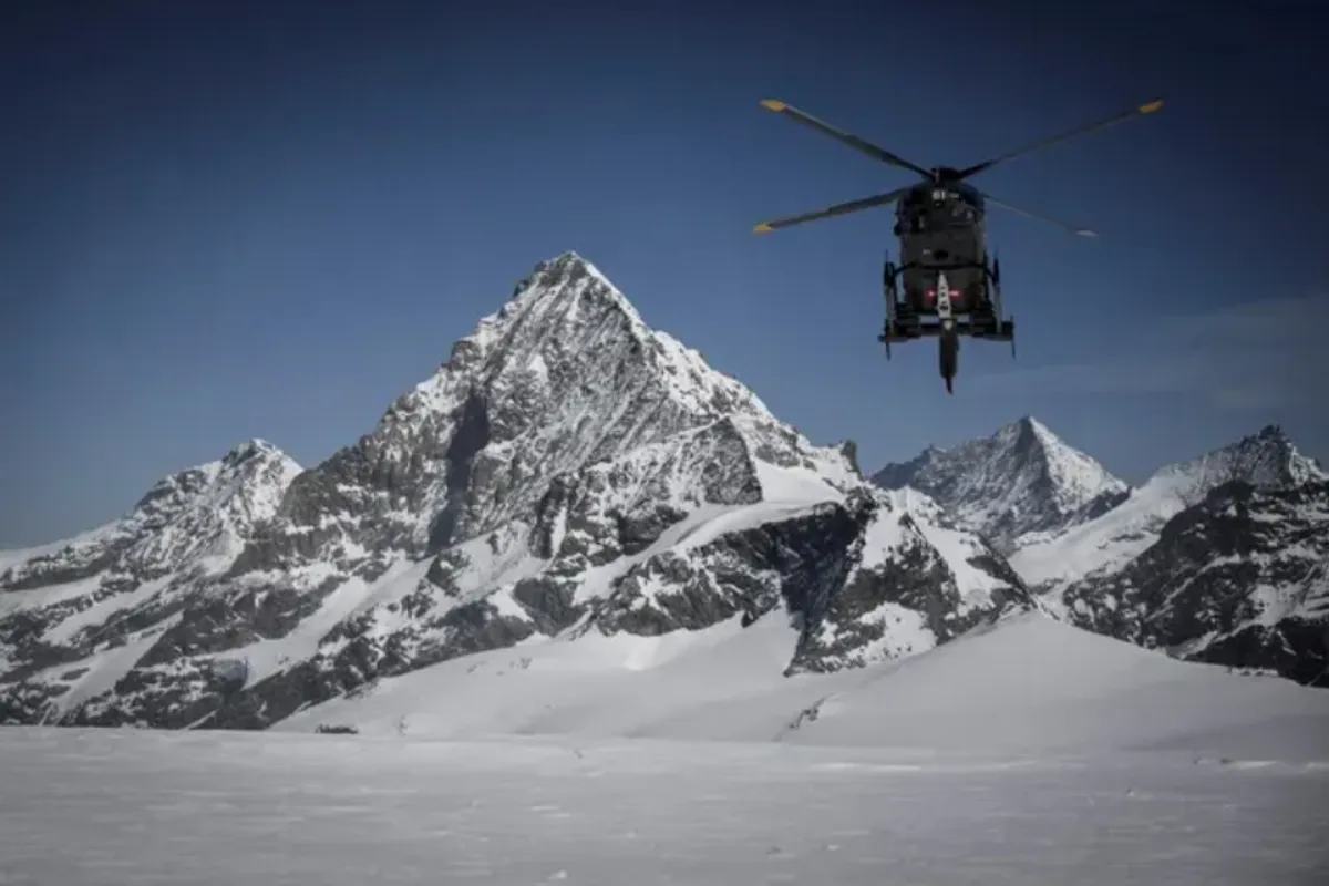 Vue d'une avalanche dans les Pyrénées aragonaises