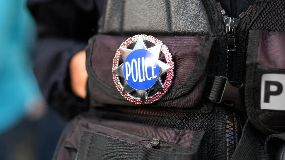 Castres: trois policiers visés par des tirs, attaque insupportable