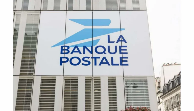 Pannes La Poste et banques: incidents en ligne et pistes cyberattaque