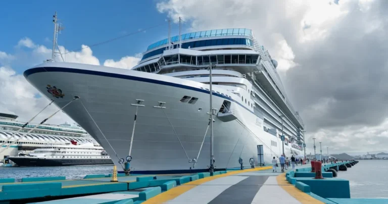 Près de 25 000 passagers transitent ce week-end au port de San Juan