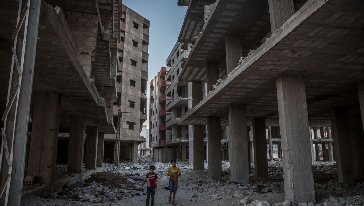 enfant syrien dans un immeuble désaffecté, extrait d'un reportage UNICEF