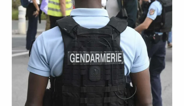 Manche: un cycliste de 13 ans tué par une camionnette en fuite