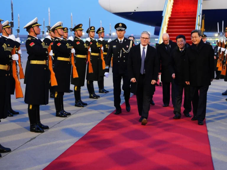 La Chine se pose en partenaire fiable face à l’isolement de Trump