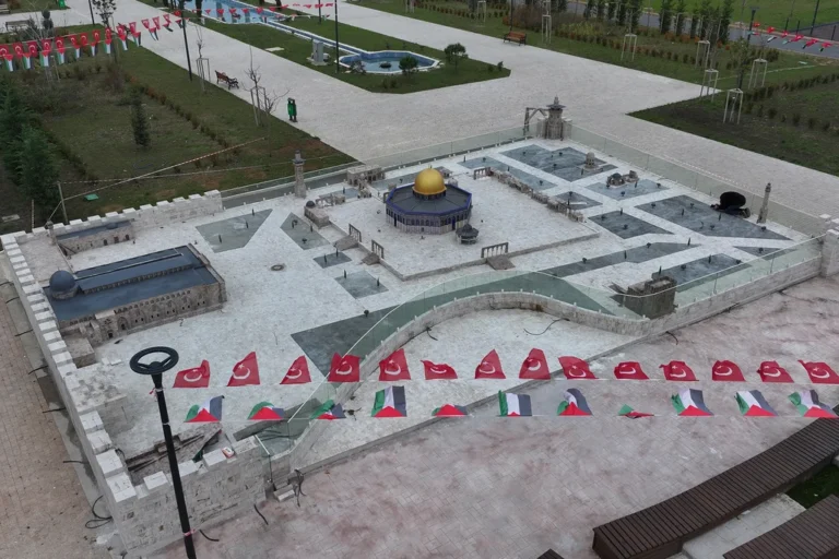 Maquette d'Al-Aqsa à Trabzon : solidarité turque avec la Palestine