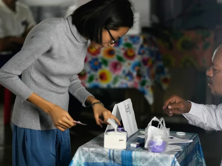 Myanmar : parti pro‑militaire en route vers la victoire