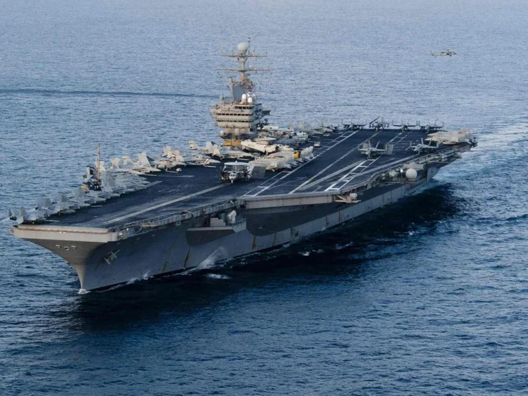 Renforts américains et Israël préparent riposte à une menace iranienne