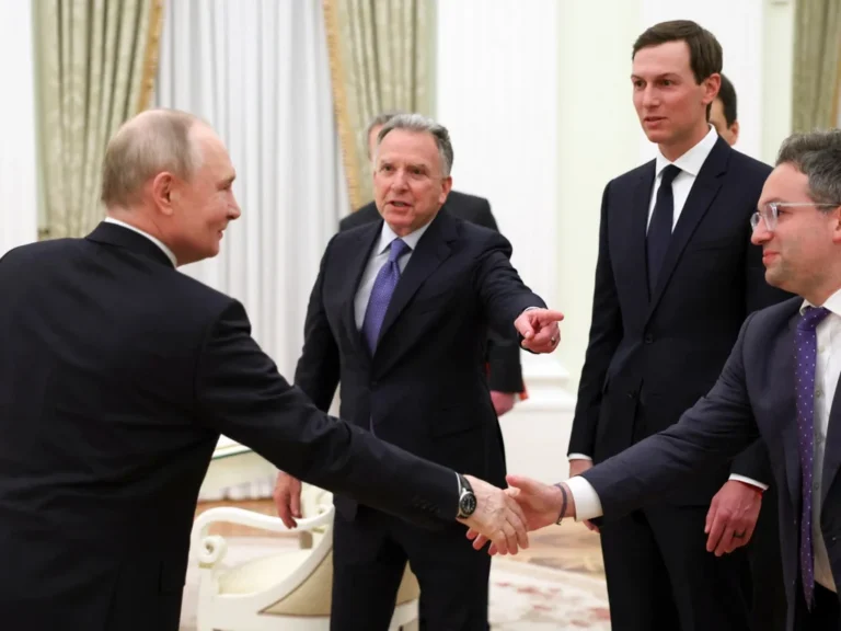 Russie, USA, Ukraine : accord pour pourparlers de sécurité