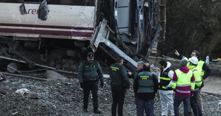 Bilan à 41 morts dans l'accident ferroviaire en Espagne