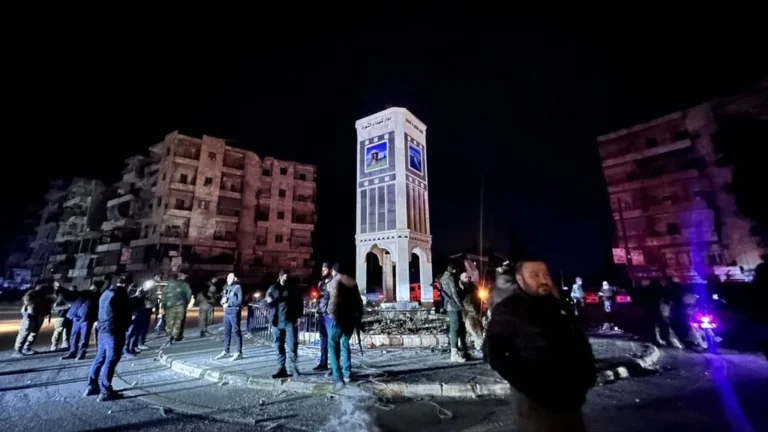 Conflits violents en Syrie : troisième nuit d'affrontements à Alep