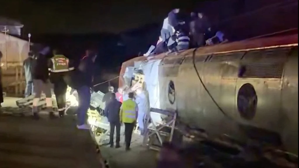 En Andalousie, trois jours de deuil après la collision ferroviaire