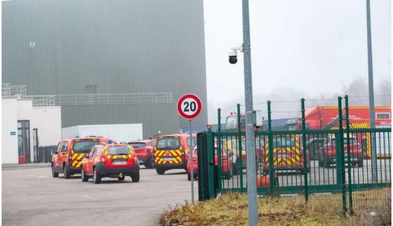 Explosion dans une usine chimique à Saint-Avold: 60 pompiers mobilisés