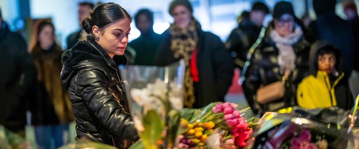 Vue d'un bar incendié lors des célébrations du Nouvel An à Crans-Montana