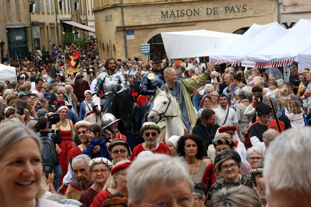 Cérémonie des vœux à Charlieu au théâtre Saint-Philibert
