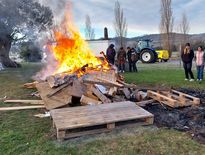 Des élèves du lycée agricole sur le rond-point nord de Pamiers