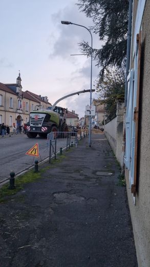Déversement de lisier sur les murs de la sous-préfecture lors d’une mobilisation agricole