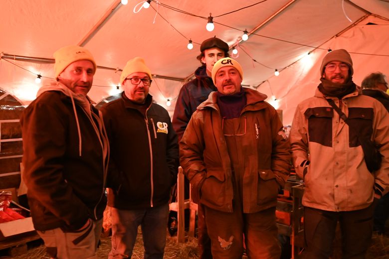 Vue générale du campement nocturne