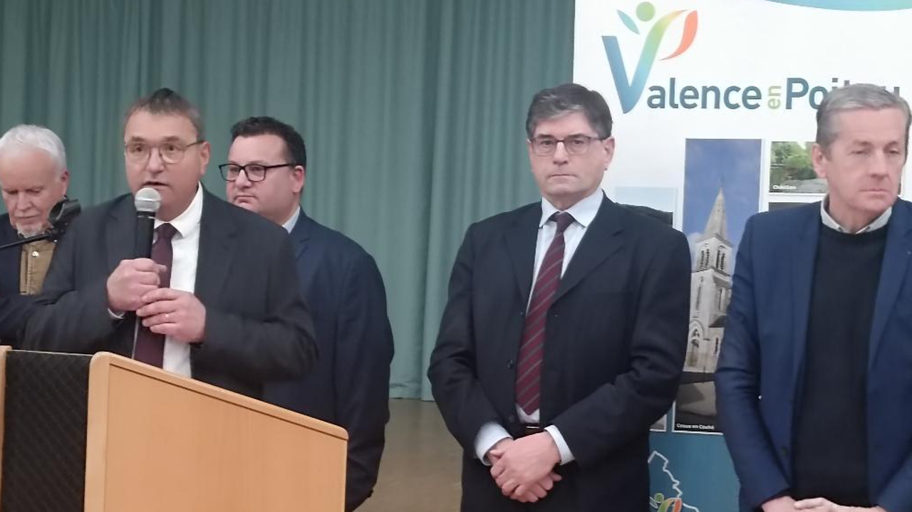 Philippe Bellin lors des vœux à Valence-en-Poitou