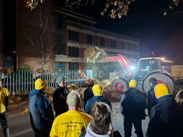 Cortège d’un ensemble d’engins agricoles