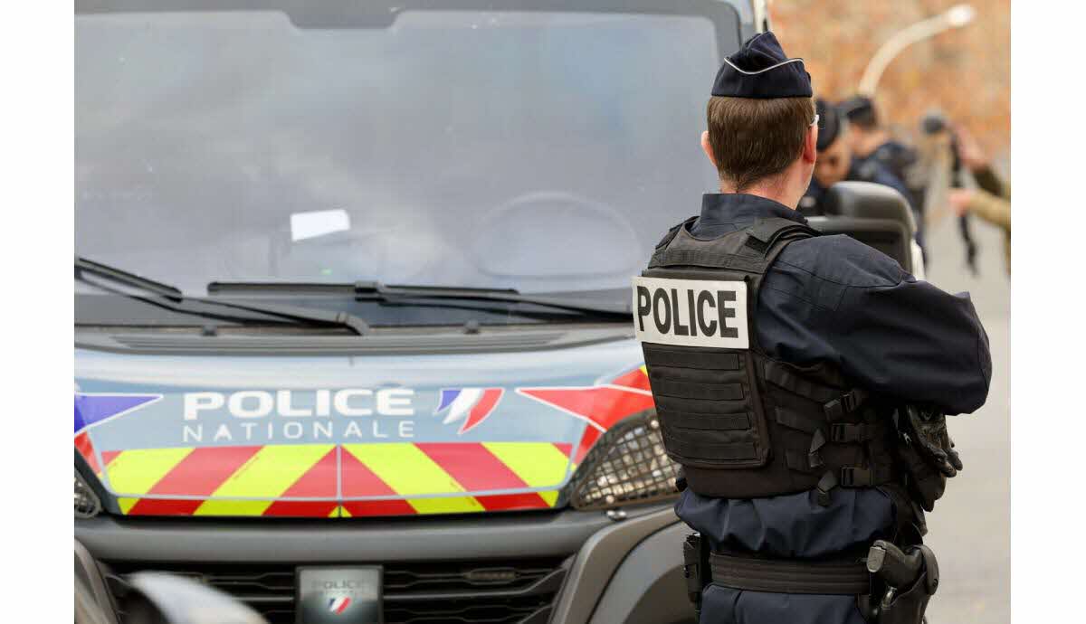 Policier d’Angoulême lors d’un reportage d’enquête