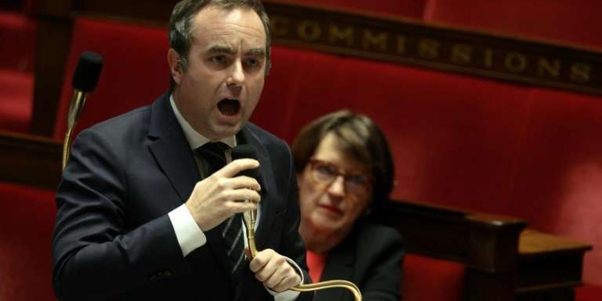 Sébastien Lecornu lors d'une allocution budgétaire