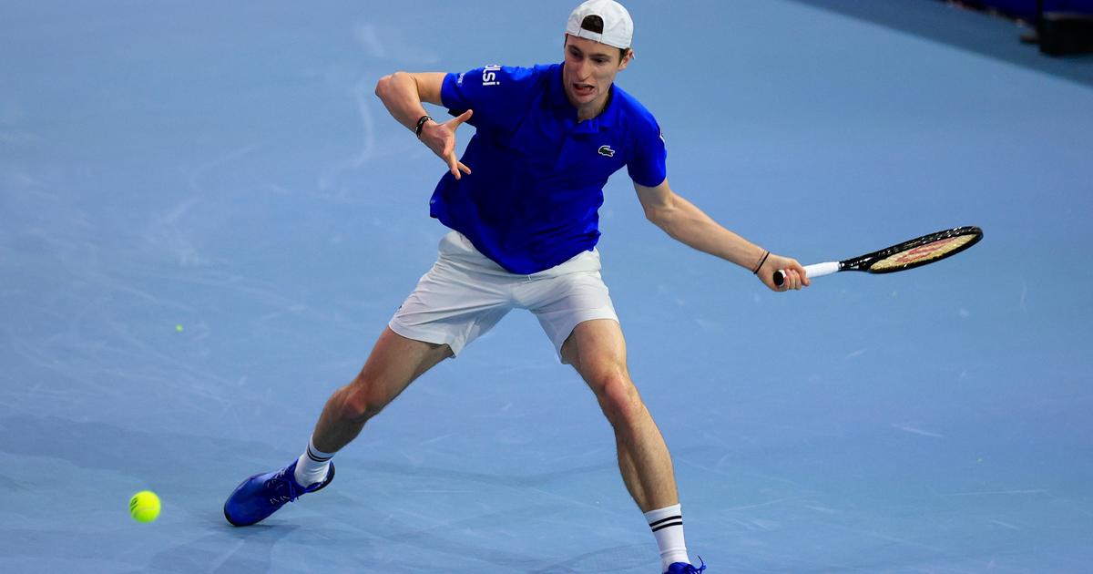 Humbert en finale à Adélaïde pendant le tournoi