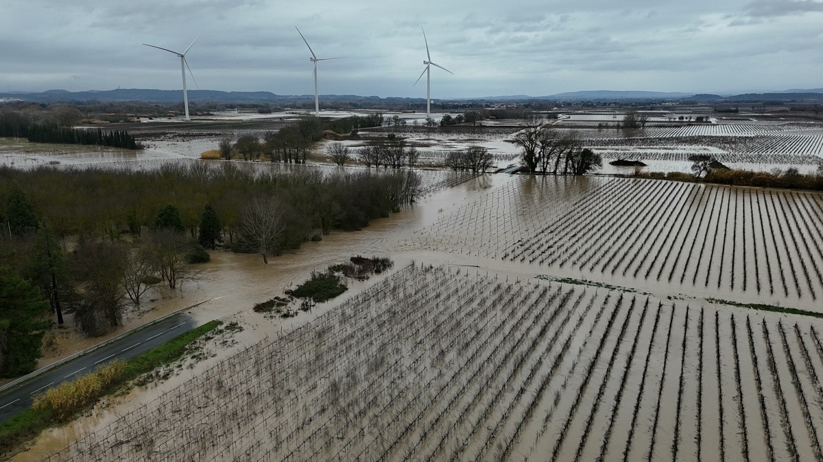 Rivière en crue dans l'Aude et l'Hérault