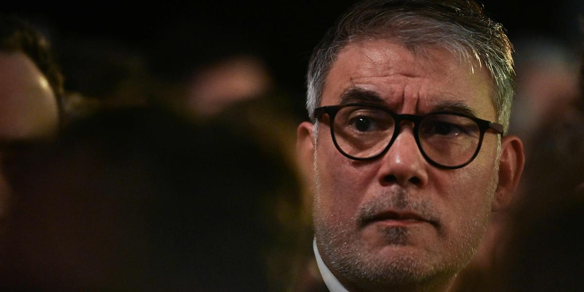 Olivier Faure pendant une allocution sur le budget