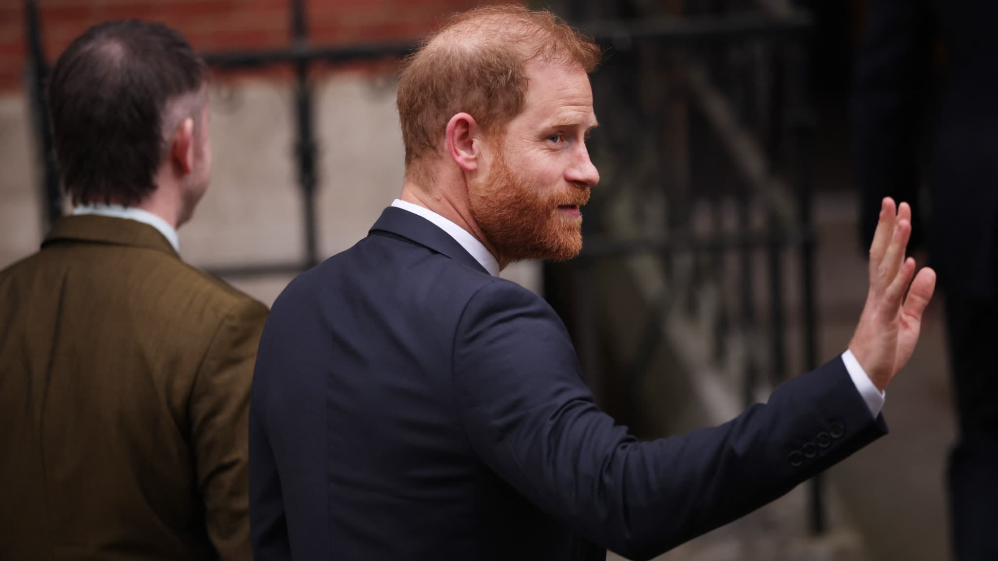 Le prince Harry arrive au tribunal
