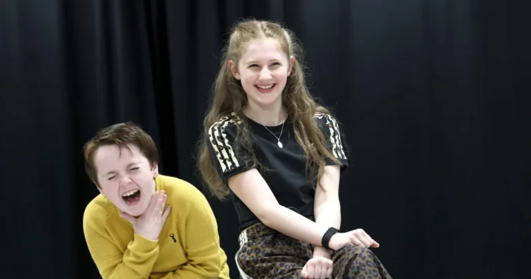 Jeunes talents de Belfast : l'espoir d'une nouvelle génération d'acteurs