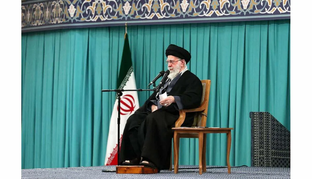 Khamenei: Trump coupable des victimes et appel à briser les séditieux