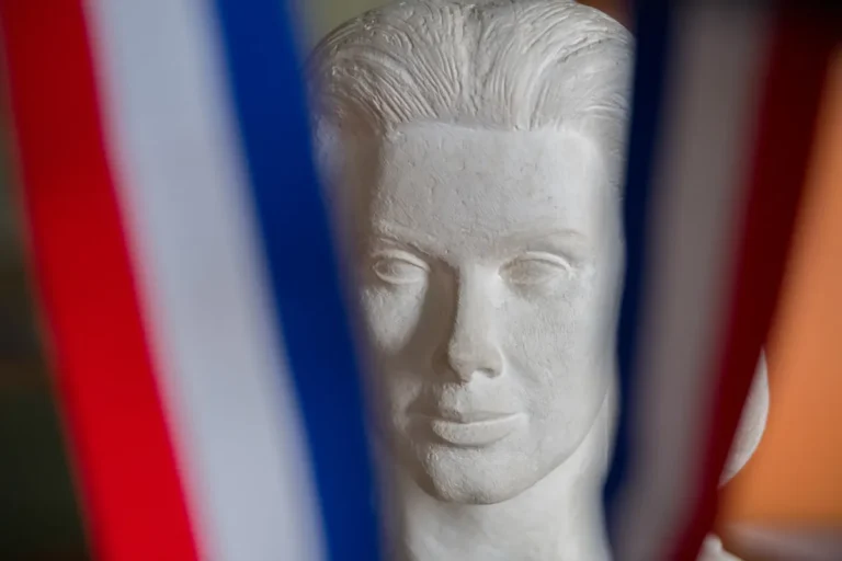 Municipales 2026: maires en transition et alliances