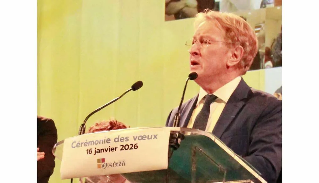 Quetigny: plus de 500 applaudissent les vœux du maire Rémi Détang