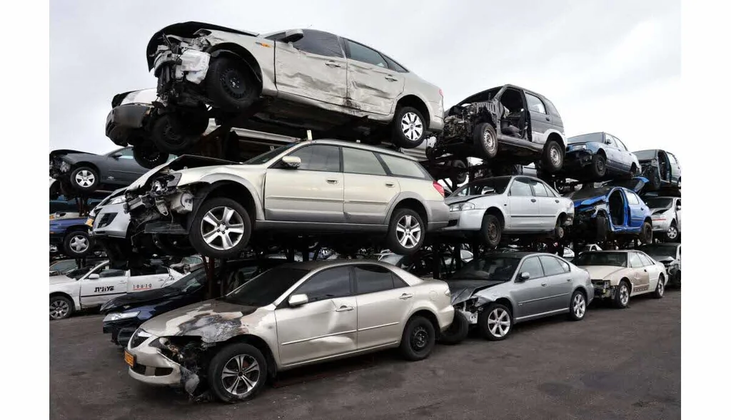 Rhône: condamnation pour double abus de confiance sur une voiture