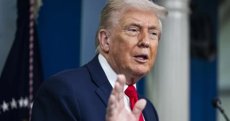 Santé de Donald Trump : un trou de mémoire qui inquiète